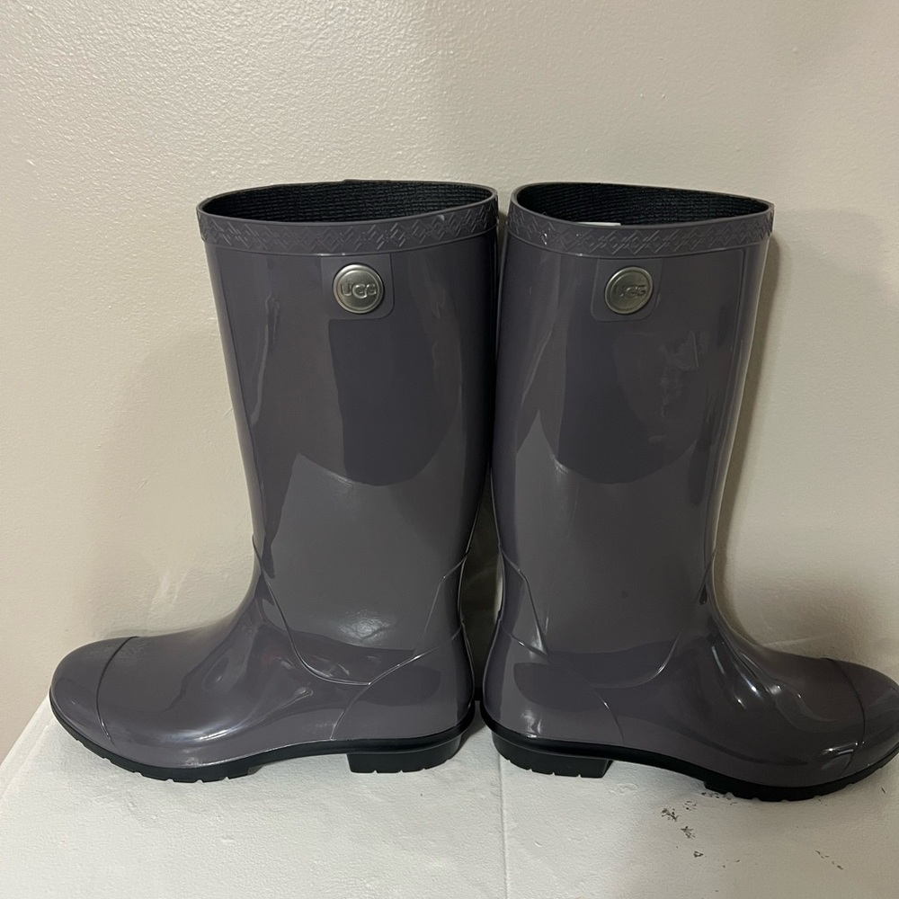 Michael Kors rain boots - Picture 3 of 9